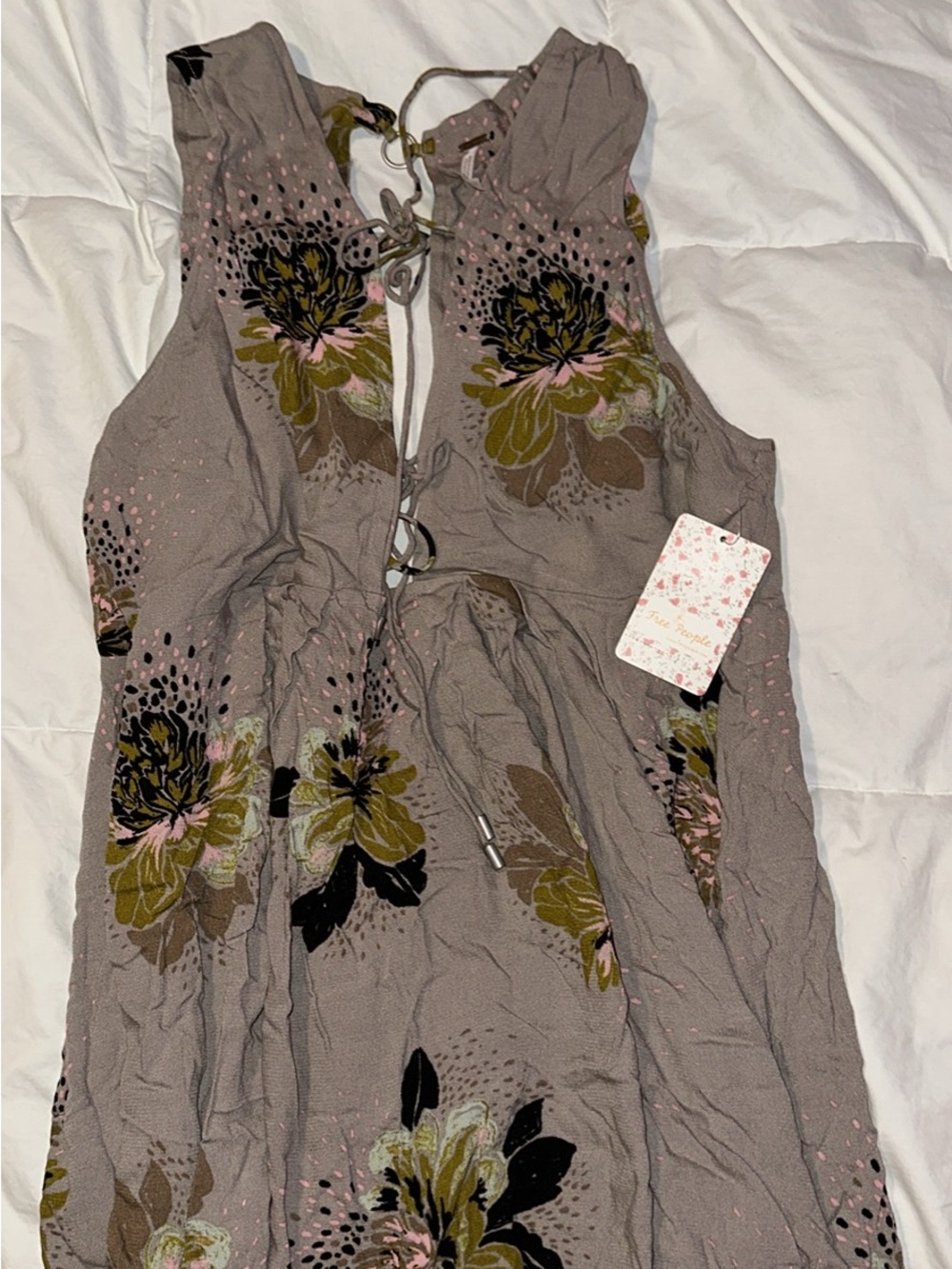 Free People Paper Crane , Diane’s boutique, Buckle & H&M Dresses, shorts & tops - Picture 6 of 6